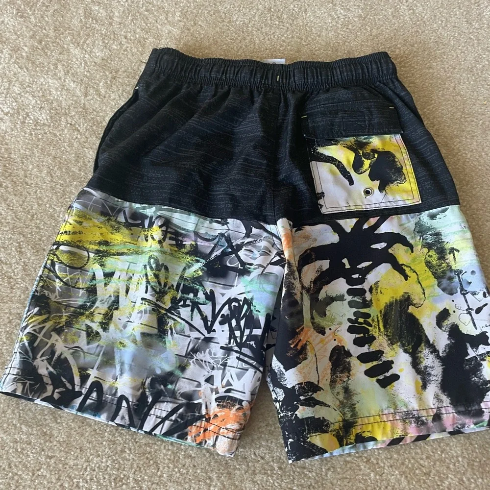 Wonder Nation Boy size‎ L swim trunks/shorts.